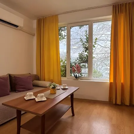 Apartament Bratanov Yassen Vilage *