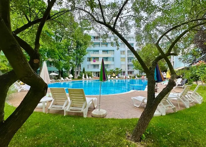 Apartament Bratanov Yassen Vilage Słoneczny Brzeg